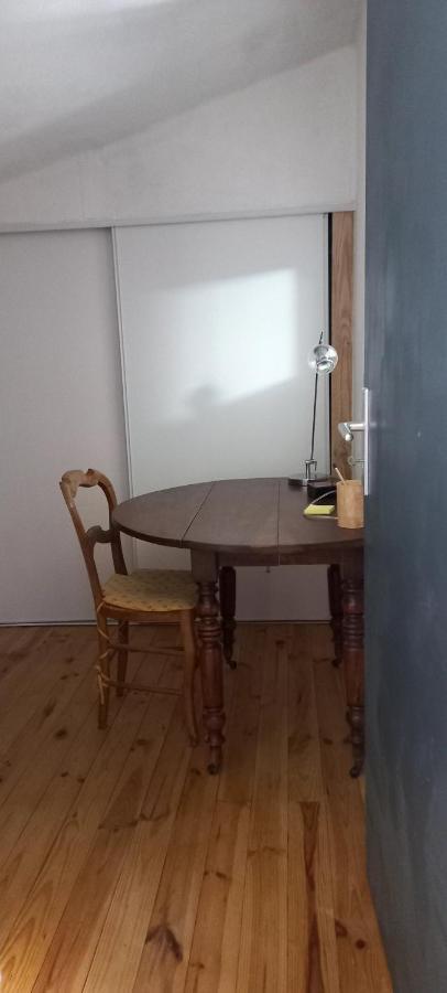 Charmant Logement Avec Terrasse Salinelles Exterior foto